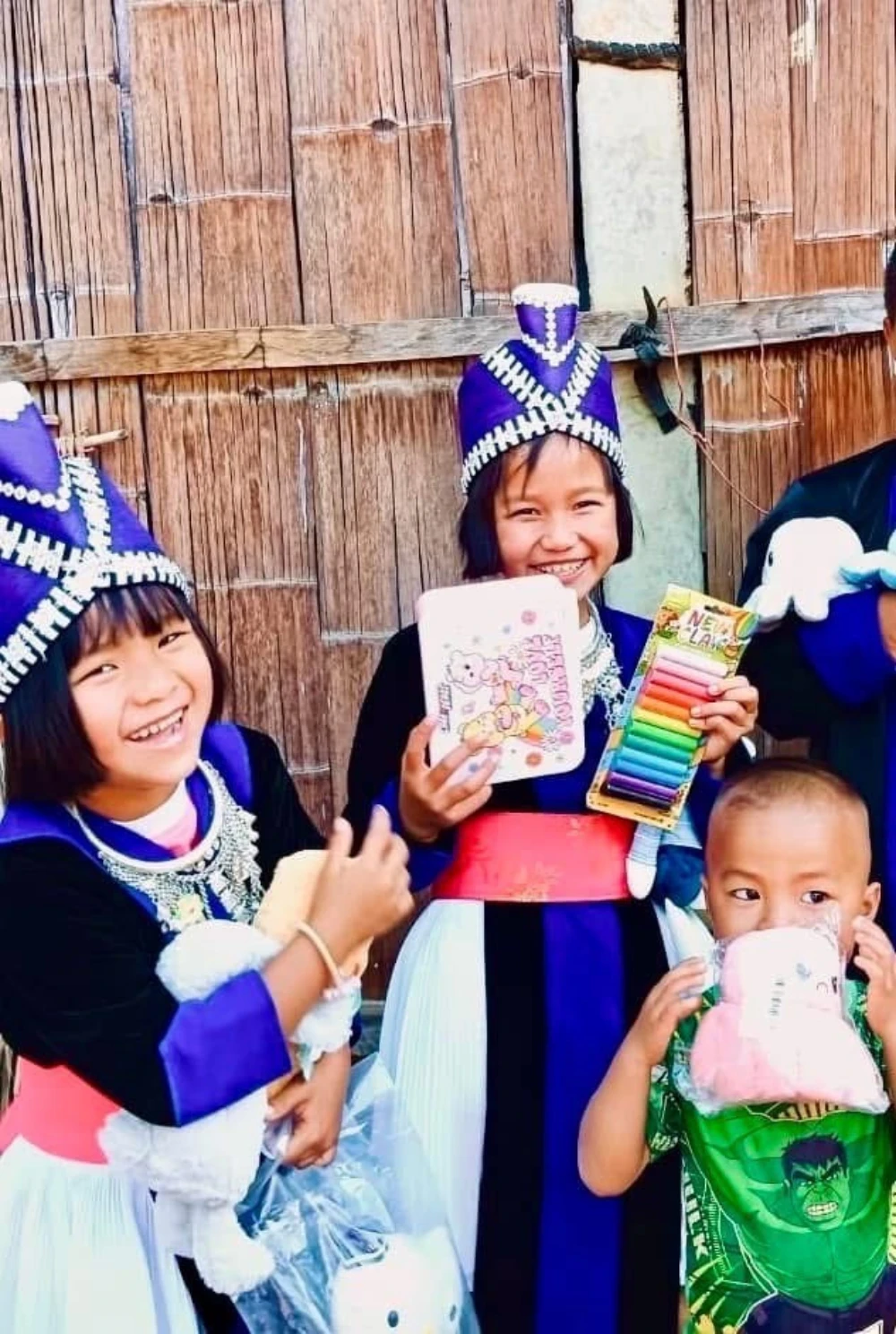 Moshi Moshi "Give Happiness" Smile Together, Share with Heart - Delivering Gifts to Support Children's Day Activities in 2025