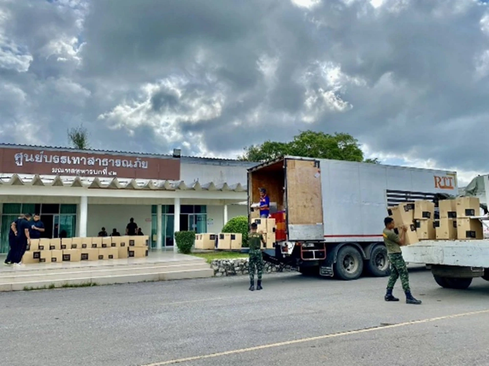 Moshi Moshi Continues to Provide Aid to Hat Yai Flood Victims