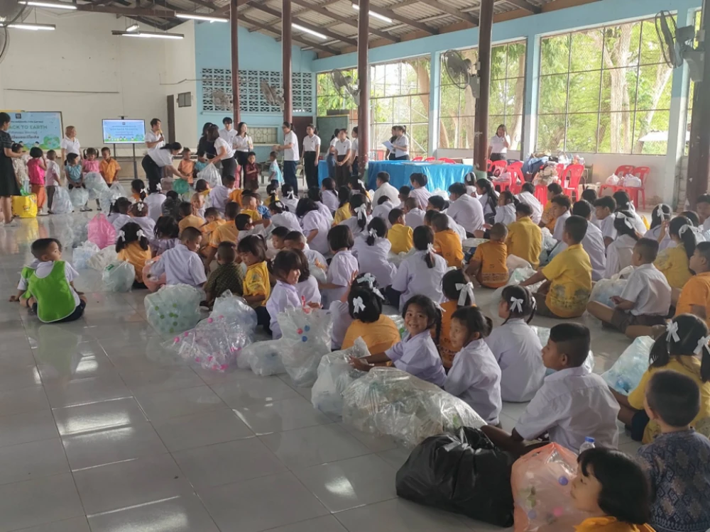 โมชิ โมชิ สานต่อโครงการ "Give Back to Earth" ณ โรงเรียนวัดดีบอน จ.ราชบุรี